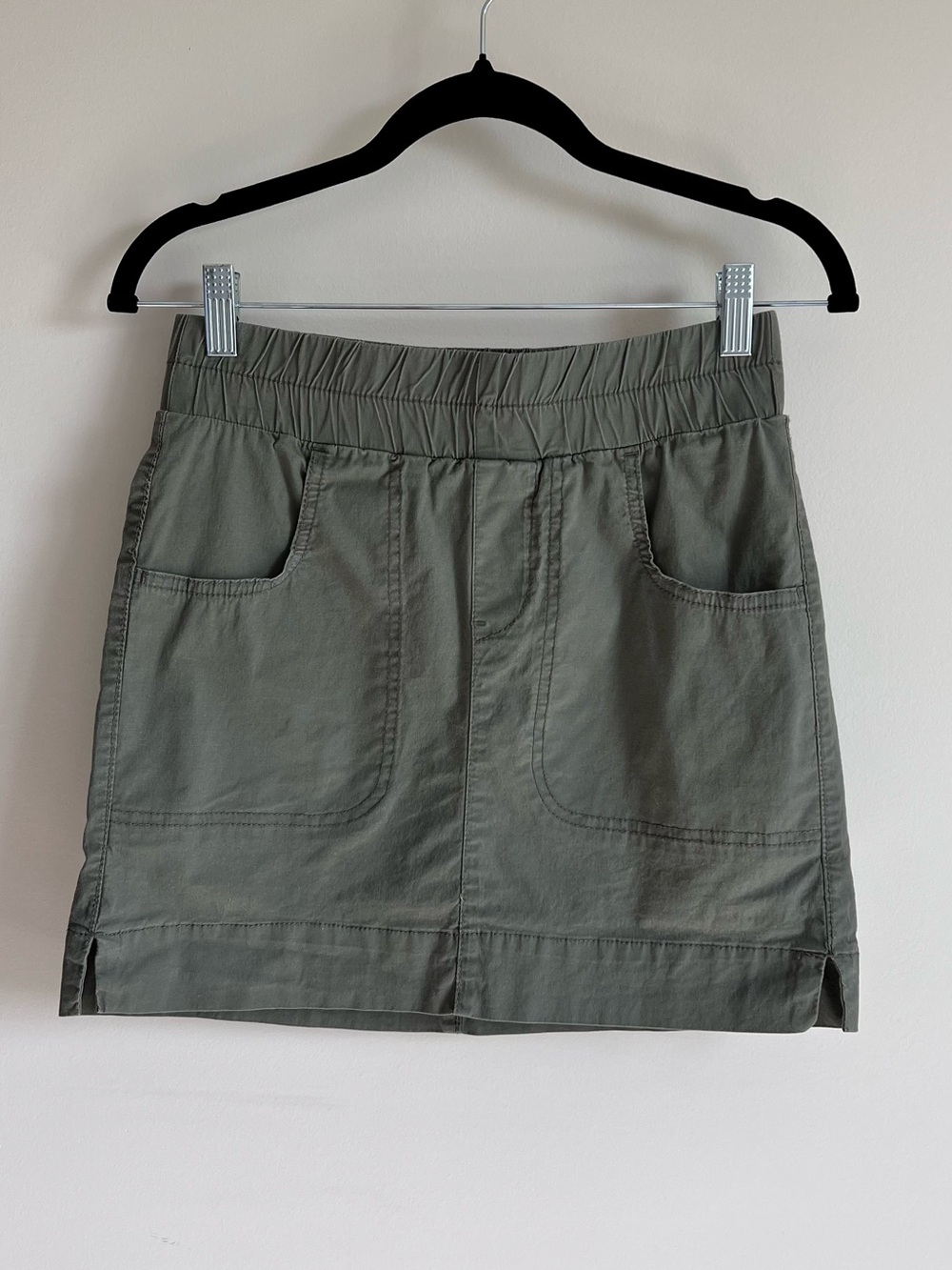 Cotton Mini Skort - Reitman's Women's Green Hiking Skort / Summer Skort